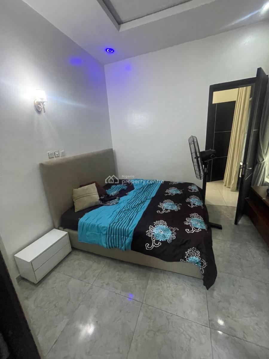 Spacious Fully Furnished One Apartment 24hours Light, Buena Vista Estate After Orchid Round About, Lekki, Lagos, Flat / Apartment for Rent