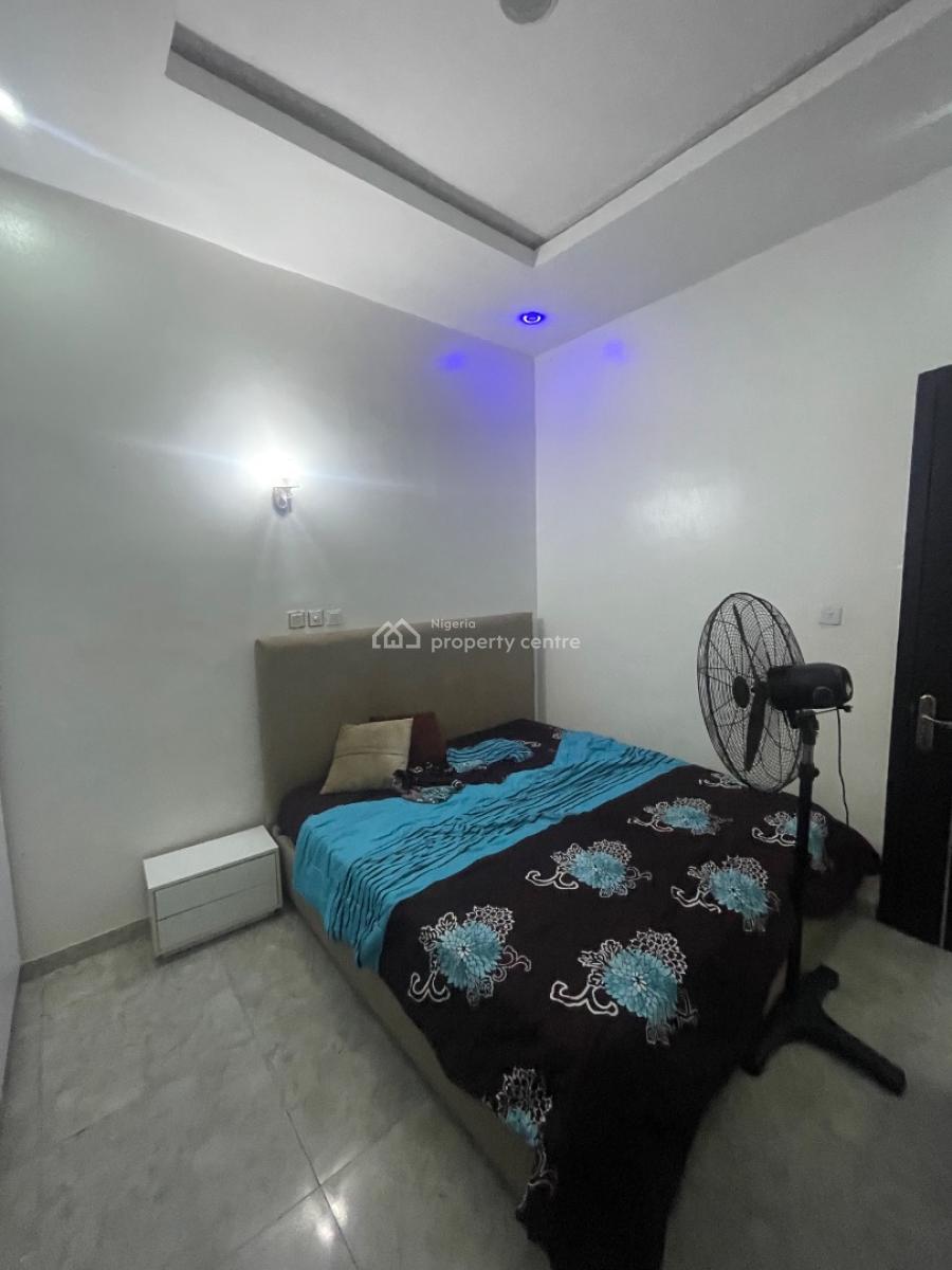Spacious Fully Furnished One Apartment 24hours Light, Buena Vista Estate After Orchid Round About, Lekki, Lagos, Flat / Apartment for Rent