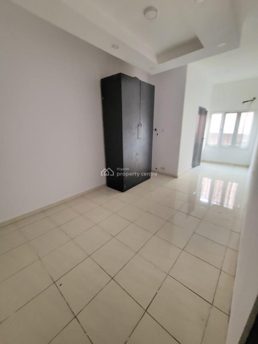Standard and Spacious, Osapa London, Lekki, Lagos, Flat / Apartment for Rent