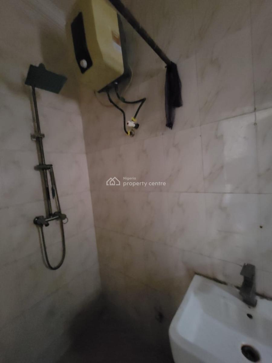 Standard and Spacious, Osapa London, Lekki, Lagos, Flat / Apartment for Rent