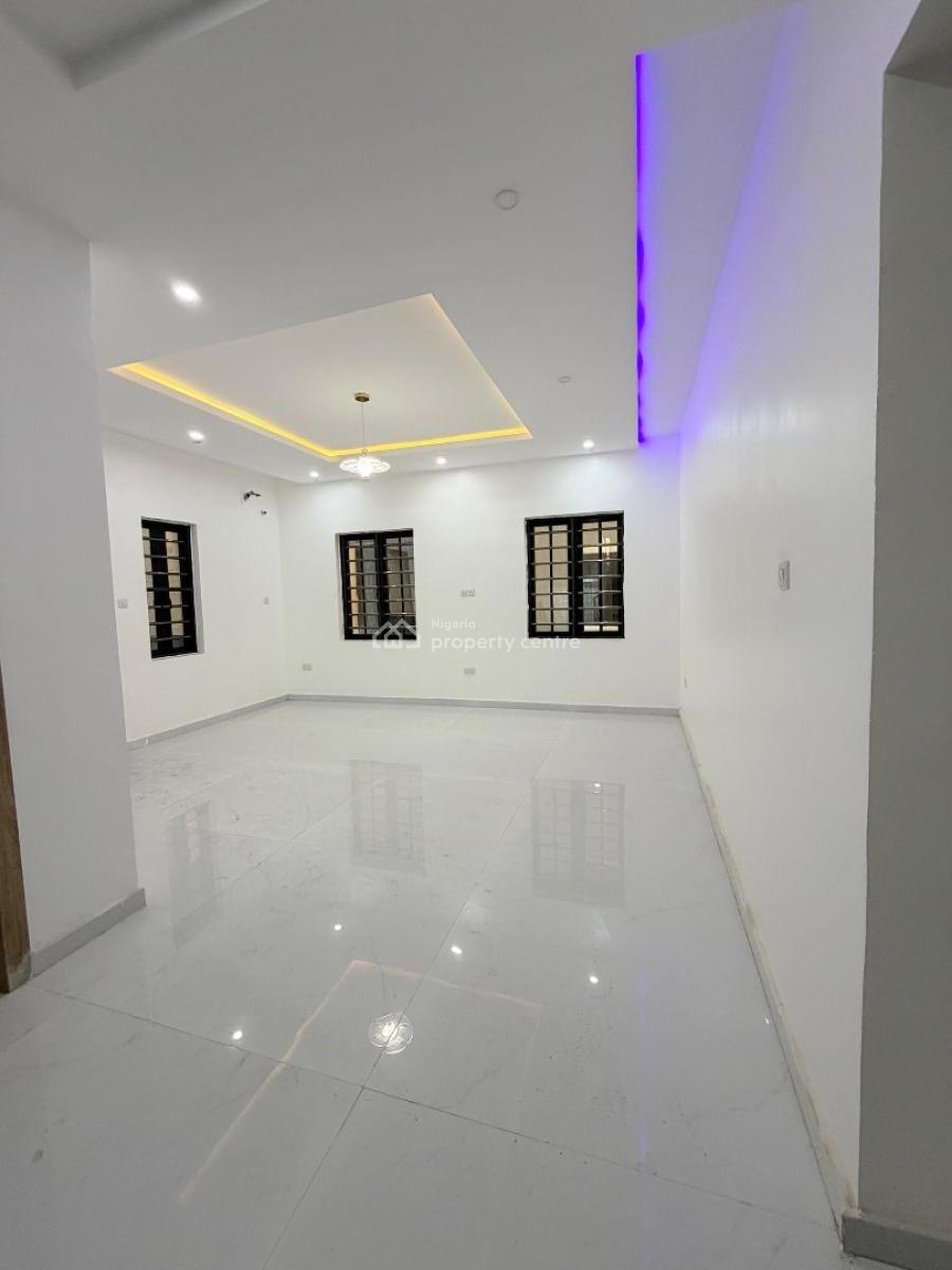 Magnificently Built 5-bedroom Duplex with Bq, Gra Phase 2, Magodo, Lagos, Detached Duplex for Sale