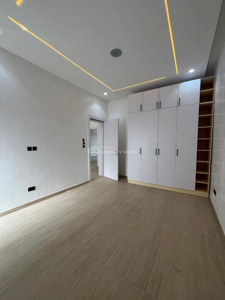 Well Finished 3 Bedroom Apartment with Bq., Ikeja Gra, Ikeja, Lagos, Self Contain (single Rooms) for Sale