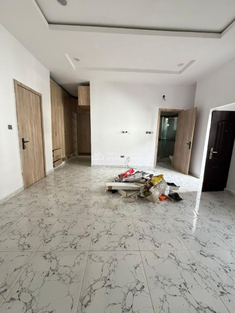 Big Masters Bedroom, Royal Pine Gate 3,orchid Rd, Lekki, Lagos, Self Contain (single Rooms) for Rent
