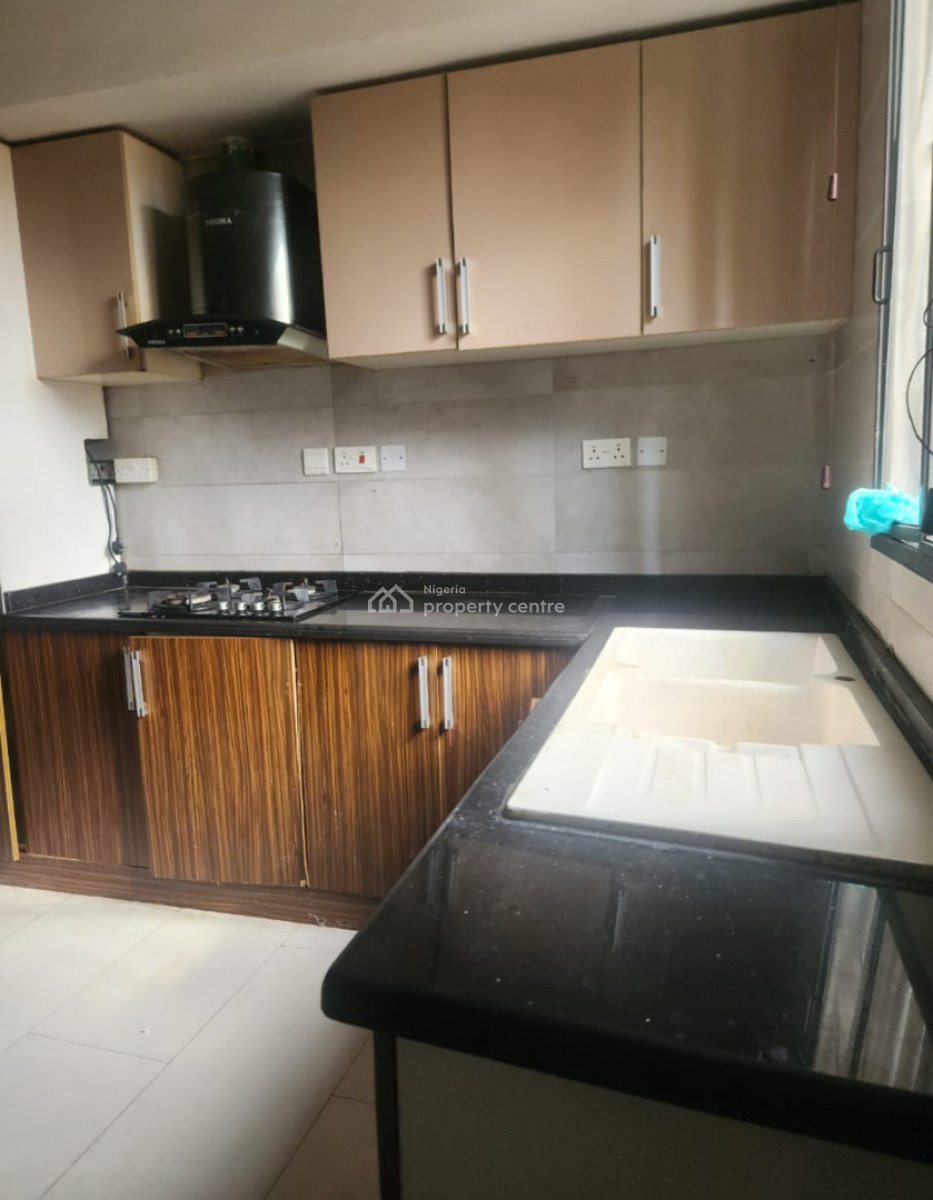 Very Clean 5 Bedroom Semi-detached Duplex in an Estate, Osapa, Lekki, Lagos, Semi-detached Duplex for Rent