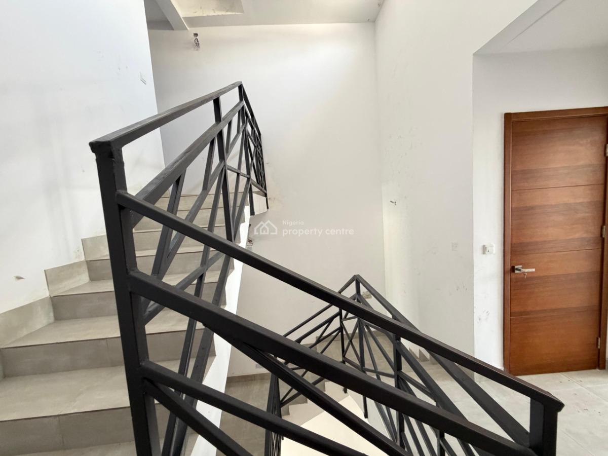 Contemporary  4 Bedroom Terrace with 2 Rooms B.q, Victoria Island (vi), Lagos, Terraced Duplex for Rent