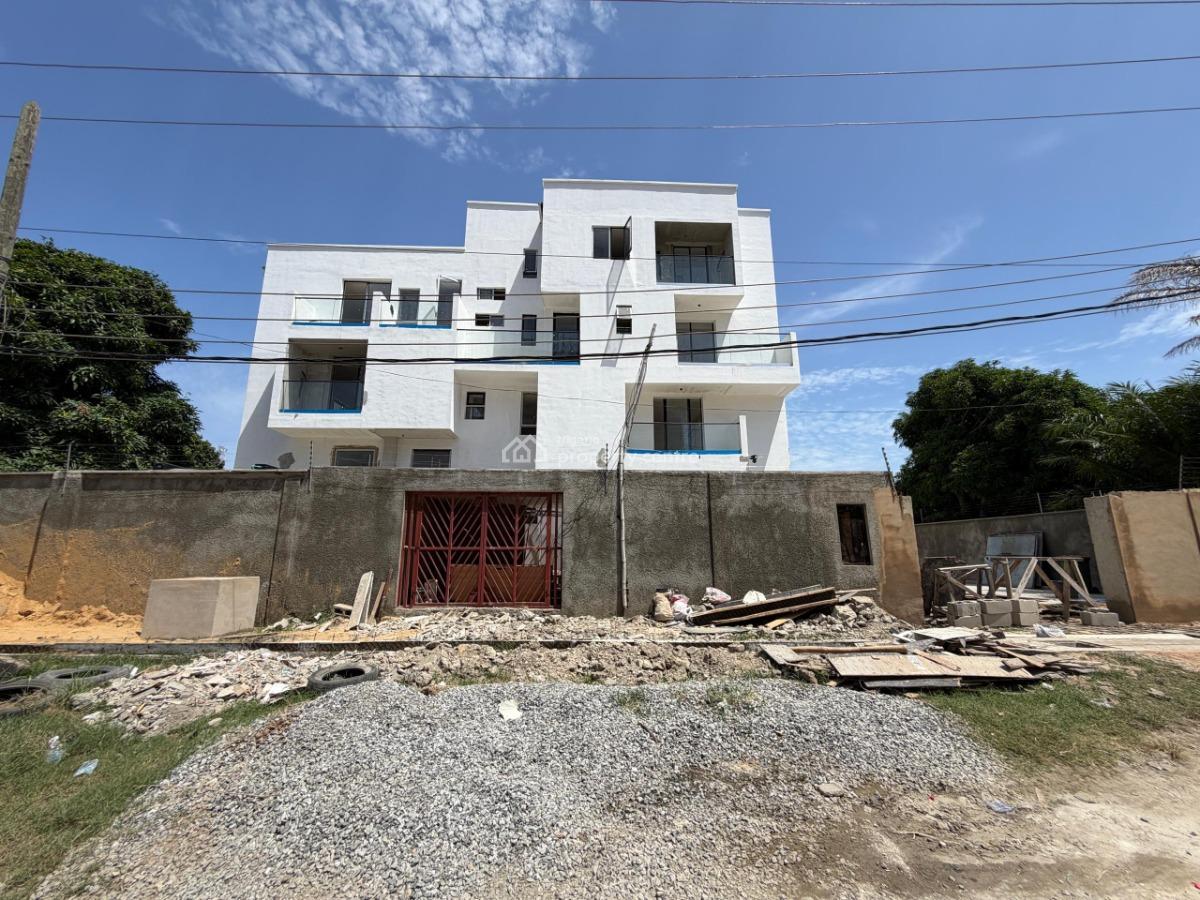 Contemporary  4 Bedroom Terrace with 2 Rooms B.q, Victoria Island (vi), Lagos, Terraced Duplex for Rent