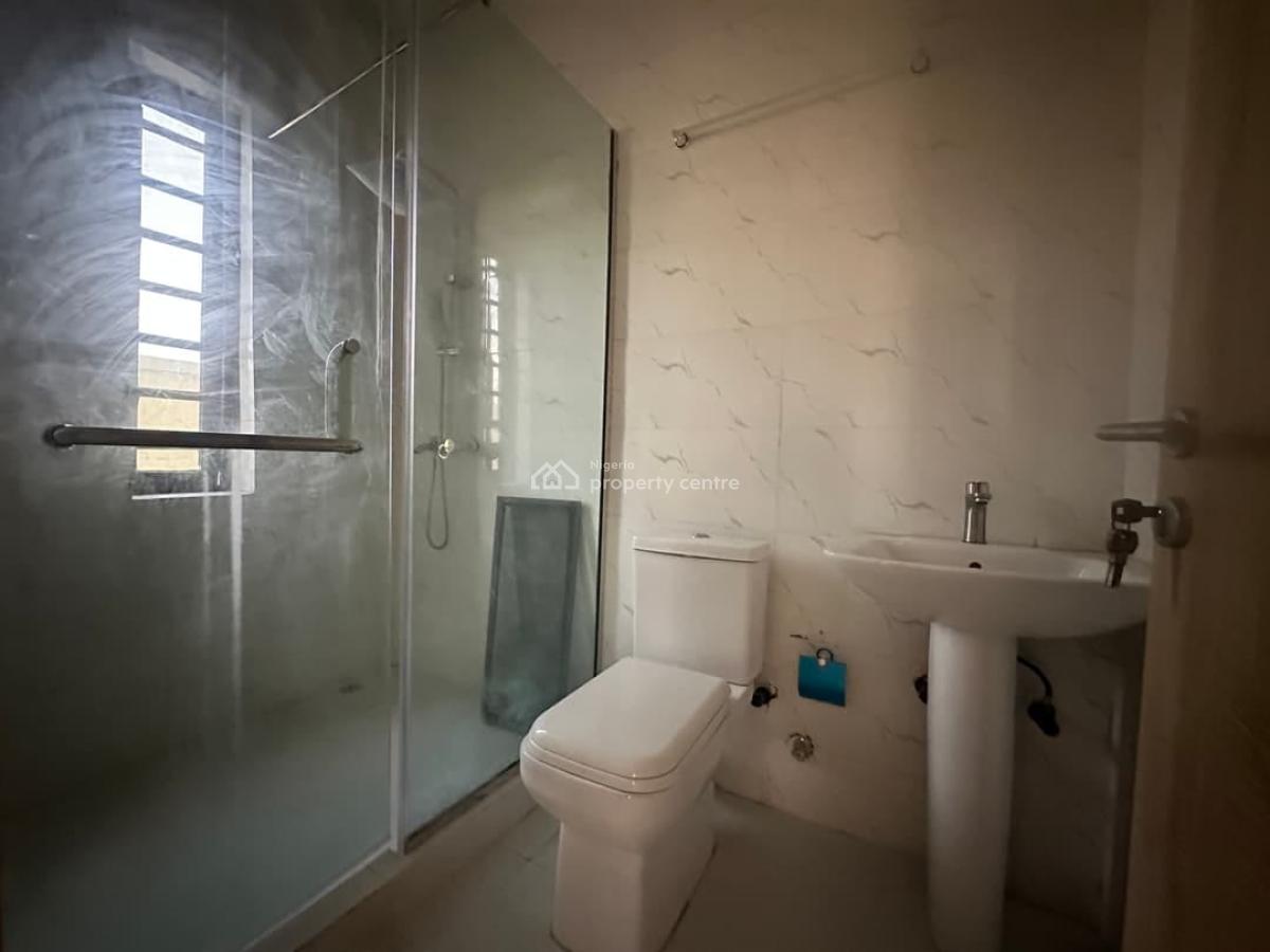2-bedroom Apartment, Mobile Road, Ajah, Lagos, Flat / Apartment for Sale