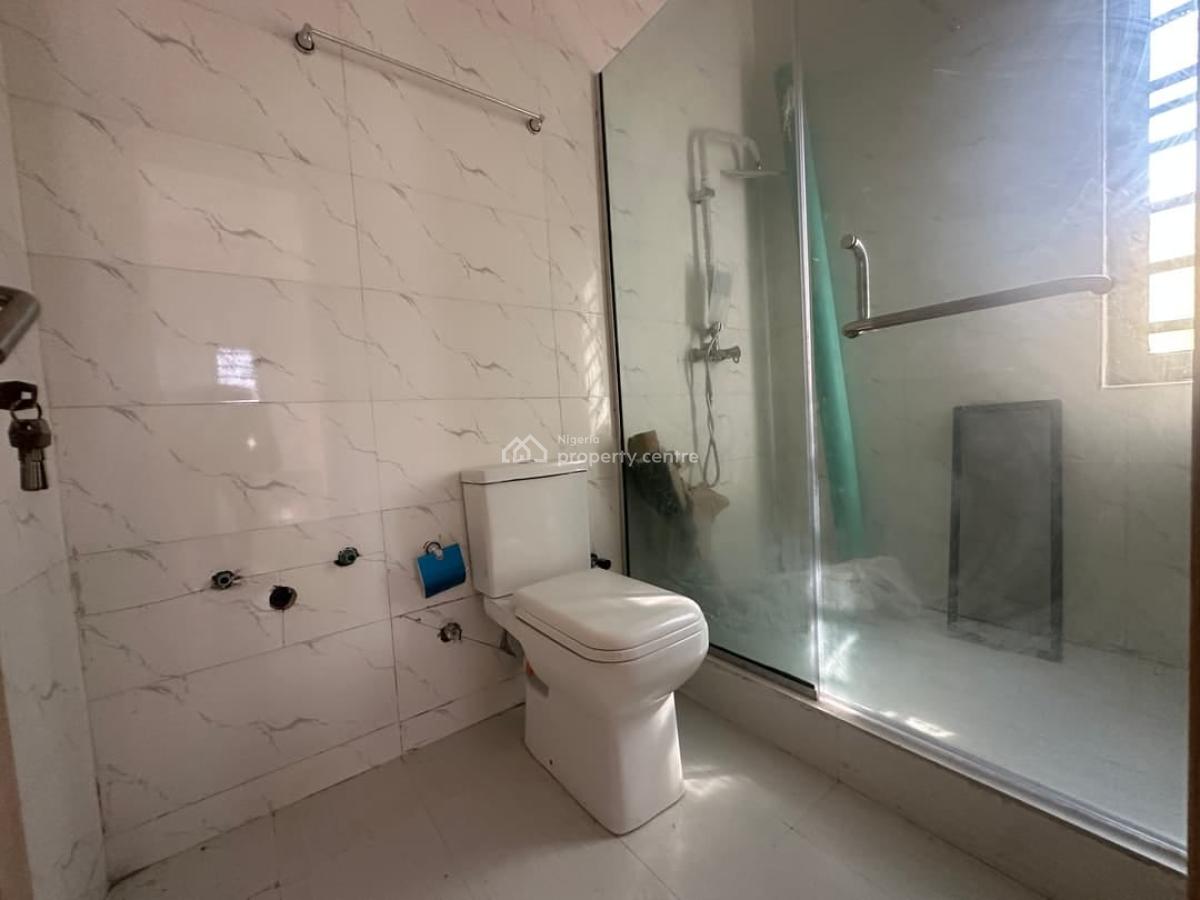 2-bedroom Apartment, Mobile Road, Ajah, Lagos, Flat / Apartment for Sale