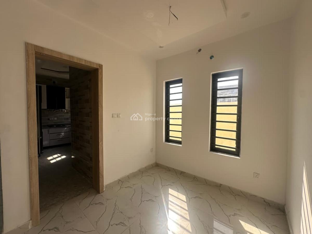 2-bedroom Apartment, Mobile Road, Ajah, Lagos, Flat / Apartment for Sale