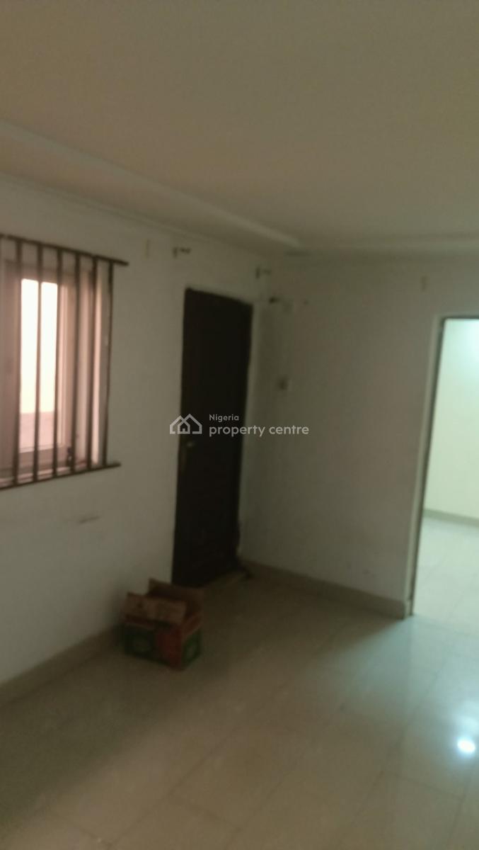 Mini Flat, Cmd Road, Gra Phase 2, Magodo, Lagos, Mini Flat (room and Parlour) for Rent