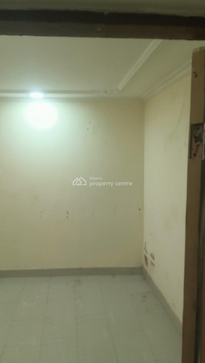 Mini Flat, Cmd Road, Gra Phase 2, Magodo, Lagos, Mini Flat (room and Parlour) for Rent