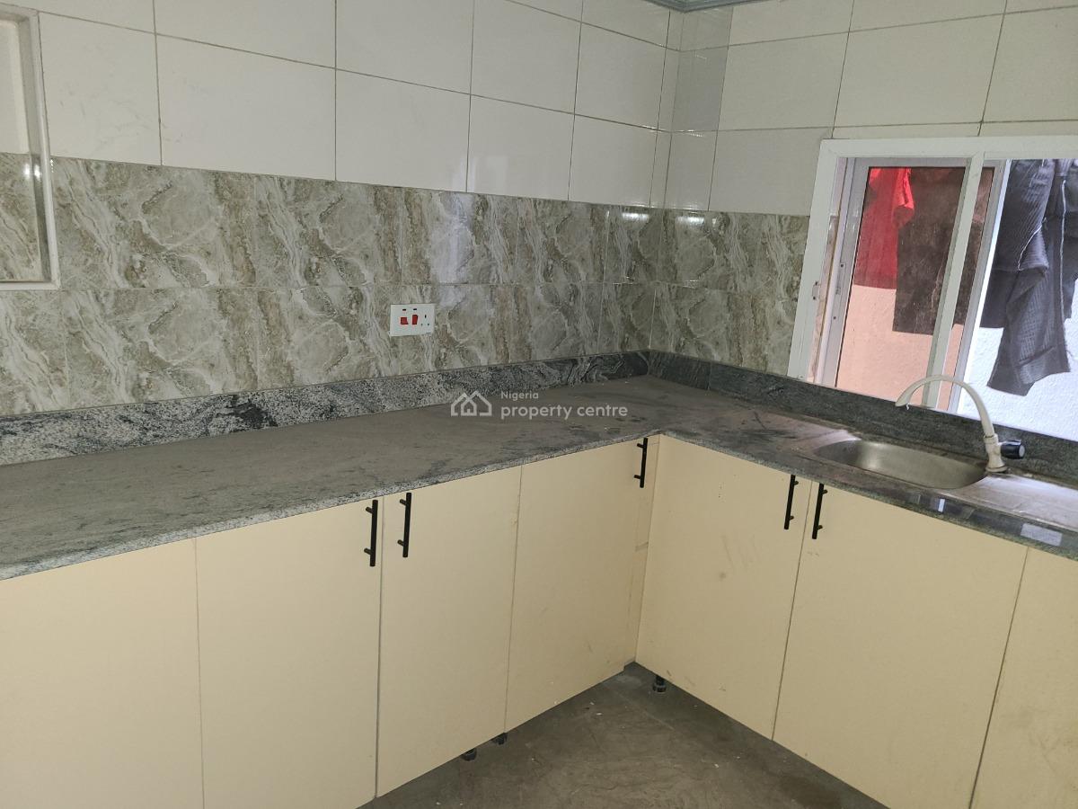 Unique Mini 2 Bedroom Flat with Fitted Kitchen, Sabo, Yaba, Lagos, Flat / Apartment for Rent