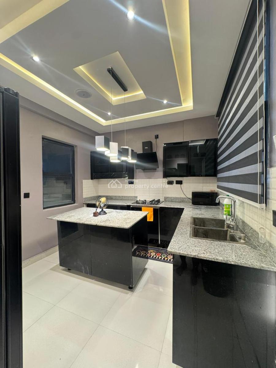 Luxury 2 Bedroom Maisonette with Elevator and Cityview, Lekki Phase 1, Lekki, Lagos, Flat / Apartment Short Let