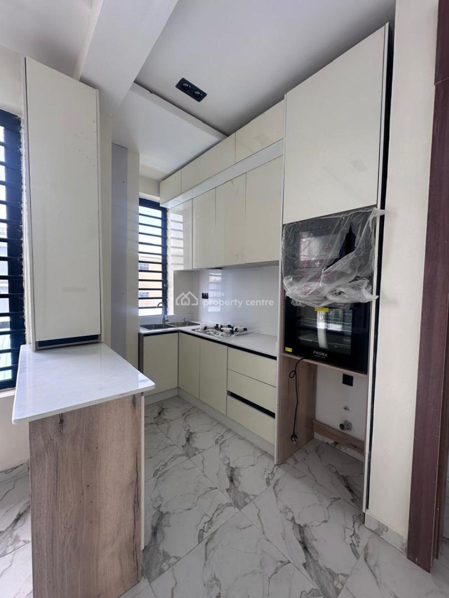 Strategic Investment: 2 Bedroom Apartment with Nice Finishing, Orchid Road,, Lekki, Lagos, Flat / Apartment for Sale