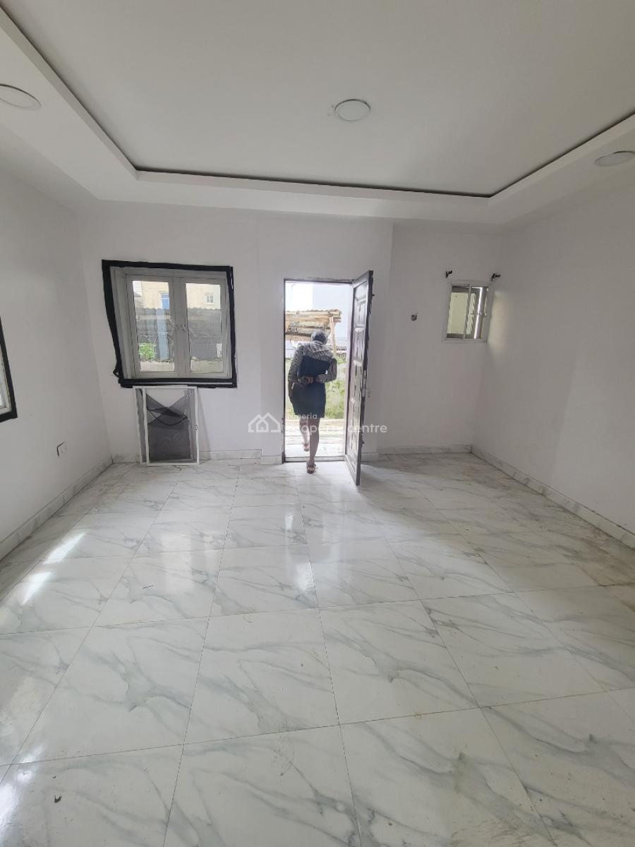 Sharp and Spacious 1-bedroom Apartment, Osapa, Lekki, Lagos, Mini Flat (room and Parlour) for Rent