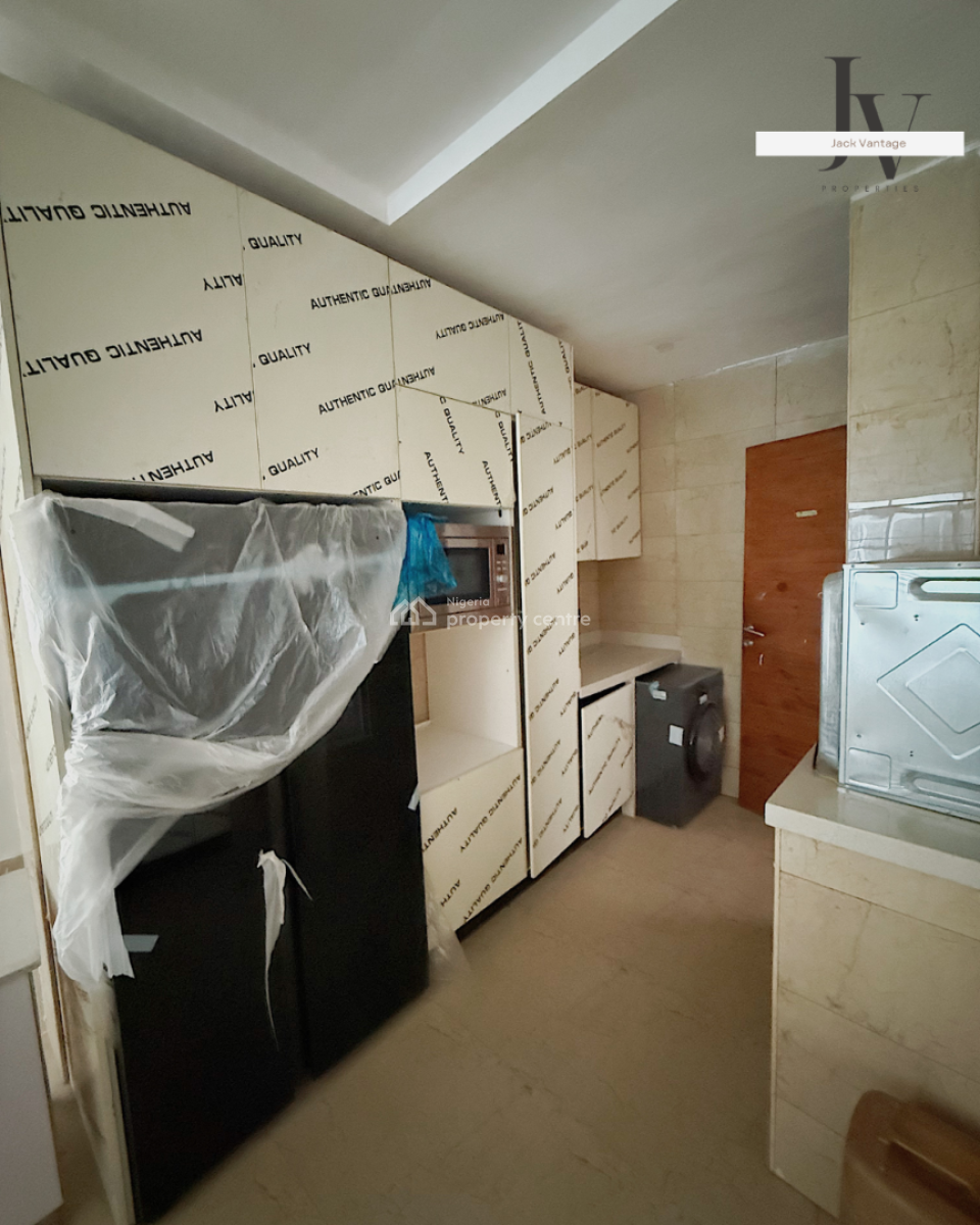 Heart of Victoria Island 3 Bedroom + Bq, Victoria Island (vi), Lagos, Flat / Apartment for Rent
