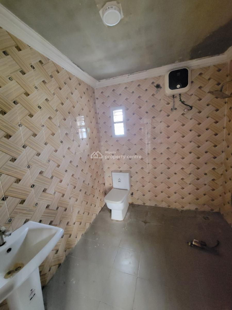 Standard and Spacious 4bedroom Terrace Duplex on 2 Floors, Osapa London, Lekki, Lagos, Terraced Duplex for Rent