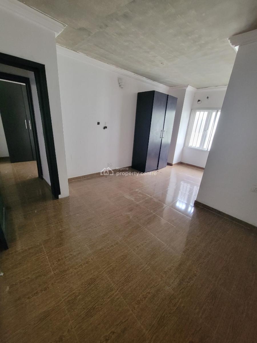 Standard and Spacious 4bedroom Terrace Duplex on 2 Floors, Osapa London, Lekki, Lagos, Terraced Duplex for Rent