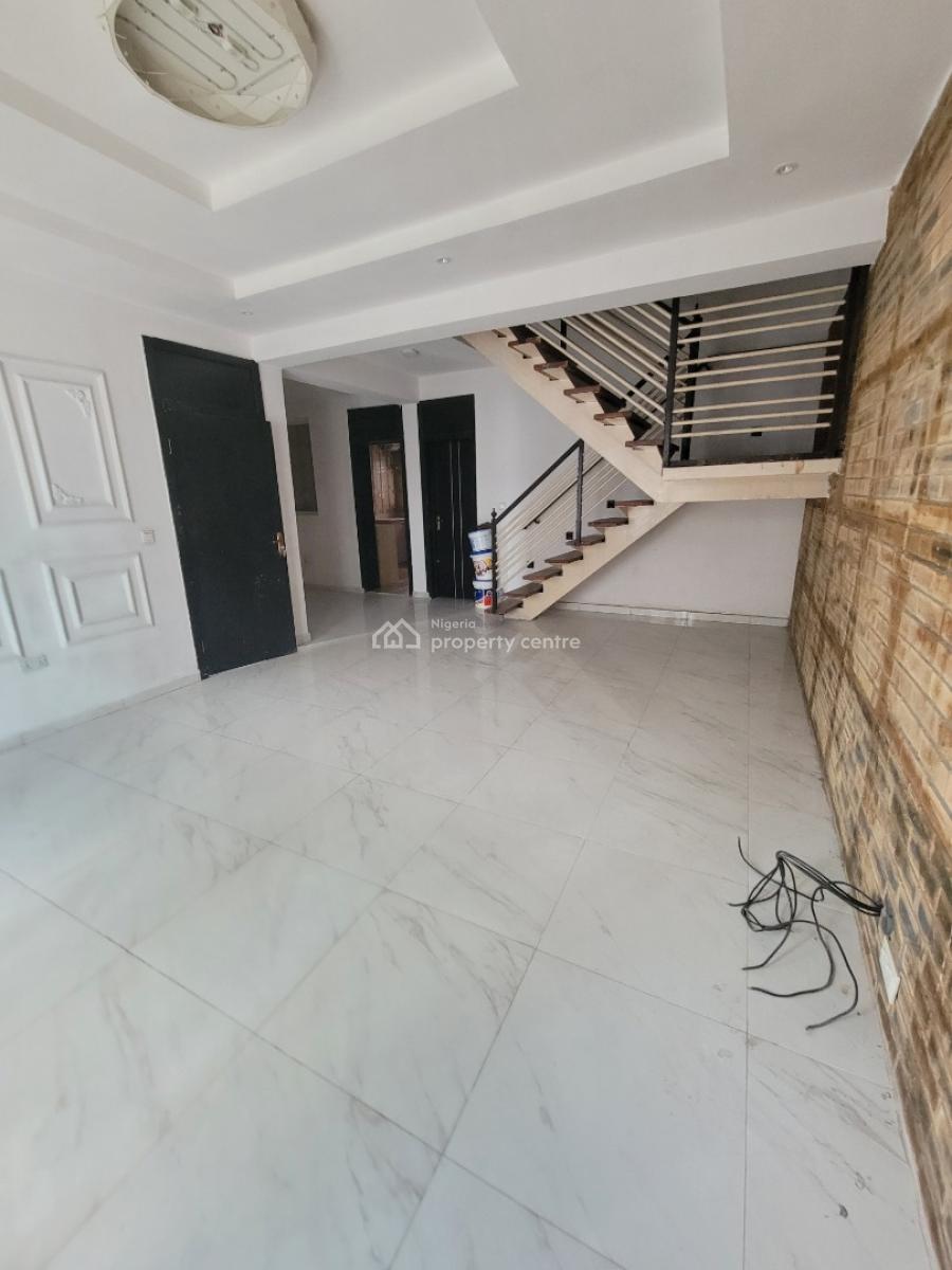Standard and Spacious 3-bedroom Terrace Duplex, Osapa London, Lekki, Lagos, Terraced Duplex for Rent