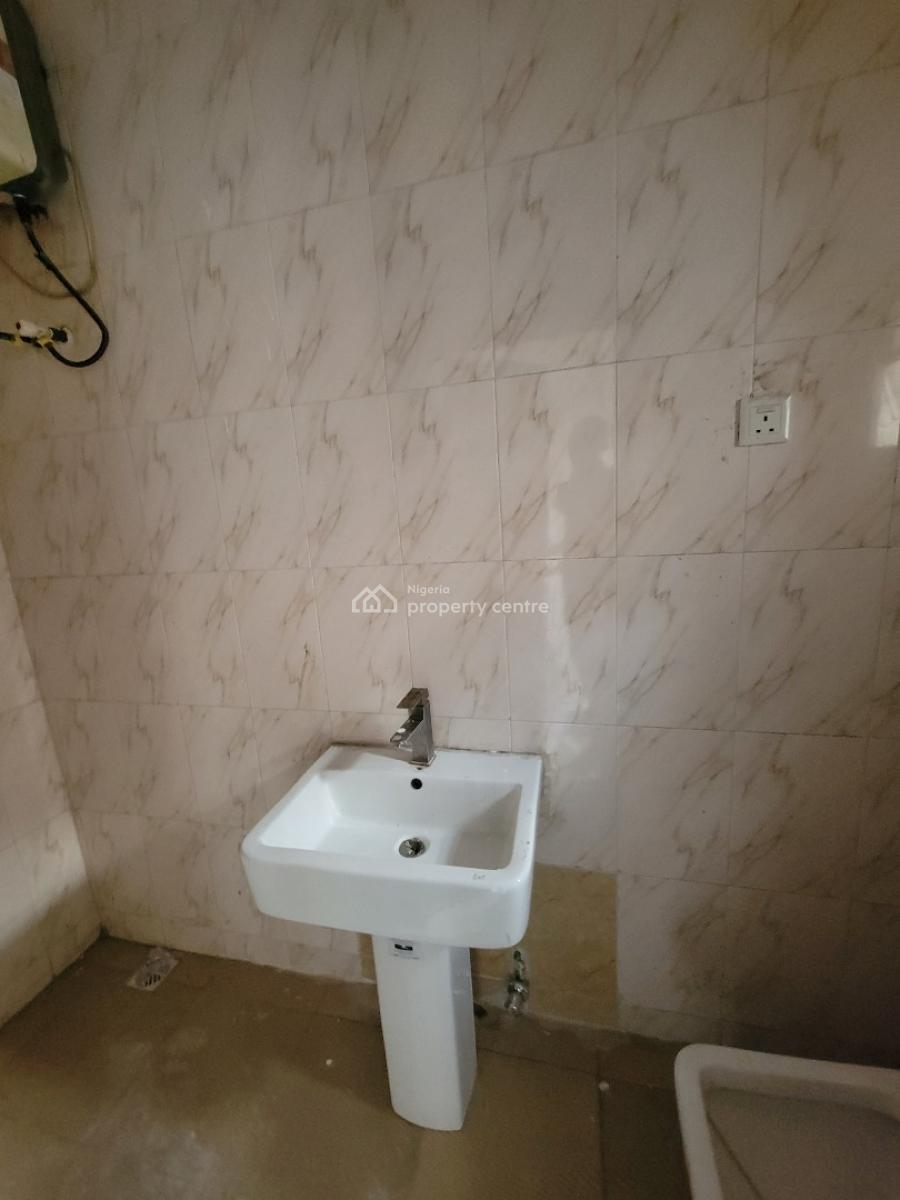 Standard and Spacious 3-bedroom Terrace Duplex, Osapa London, Lekki, Lagos, Terraced Duplex for Rent