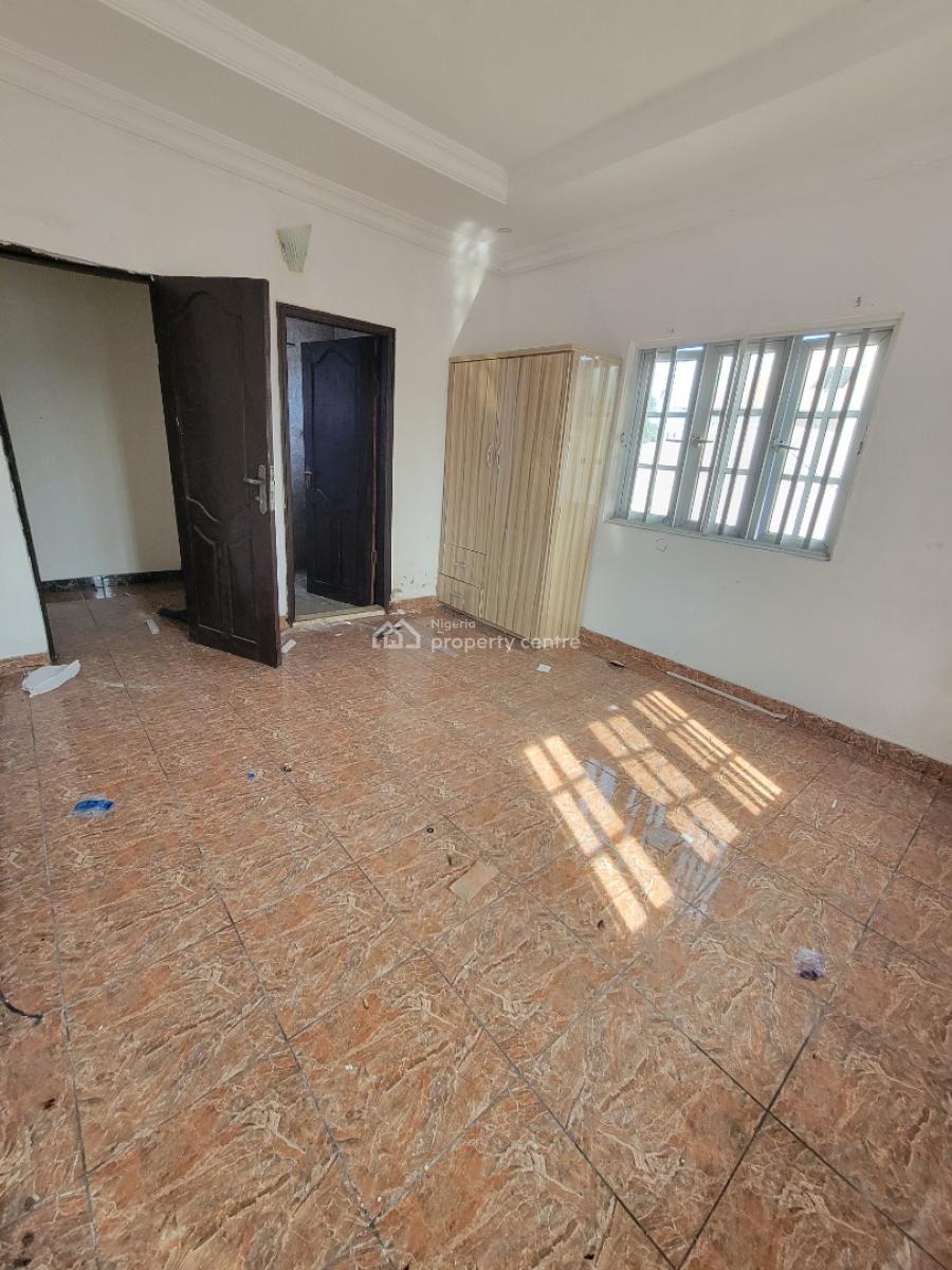 Spacious and Sharp 3bedroom Apartment (upstairs), Westwood Estate, Badore, Ajah, Lagos, Flat / Apartment for Rent