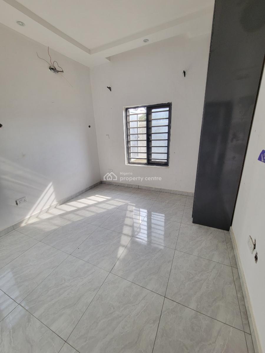 Sharp and Spacious 2-bedroom Apartment, Fountain Estate, Badore, Ajah, Lagos, Flat / Apartment for Rent