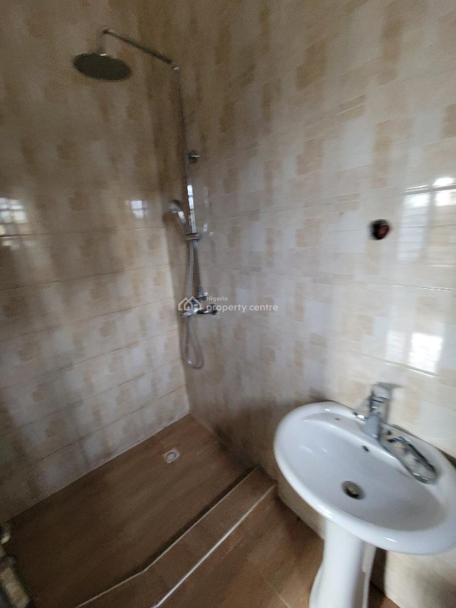 Sharp and Spacious 2-bedroom Apartment, Fountain Estate, Badore, Ajah, Lagos, Flat / Apartment for Rent