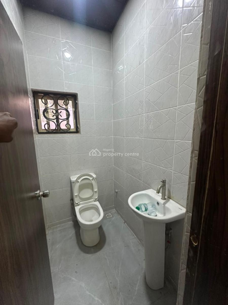3 Bedrooms Serviced Serviced Guest Chalet, Official Use Only, Wuse 2, Abuja, Terraced Duplex for Rent