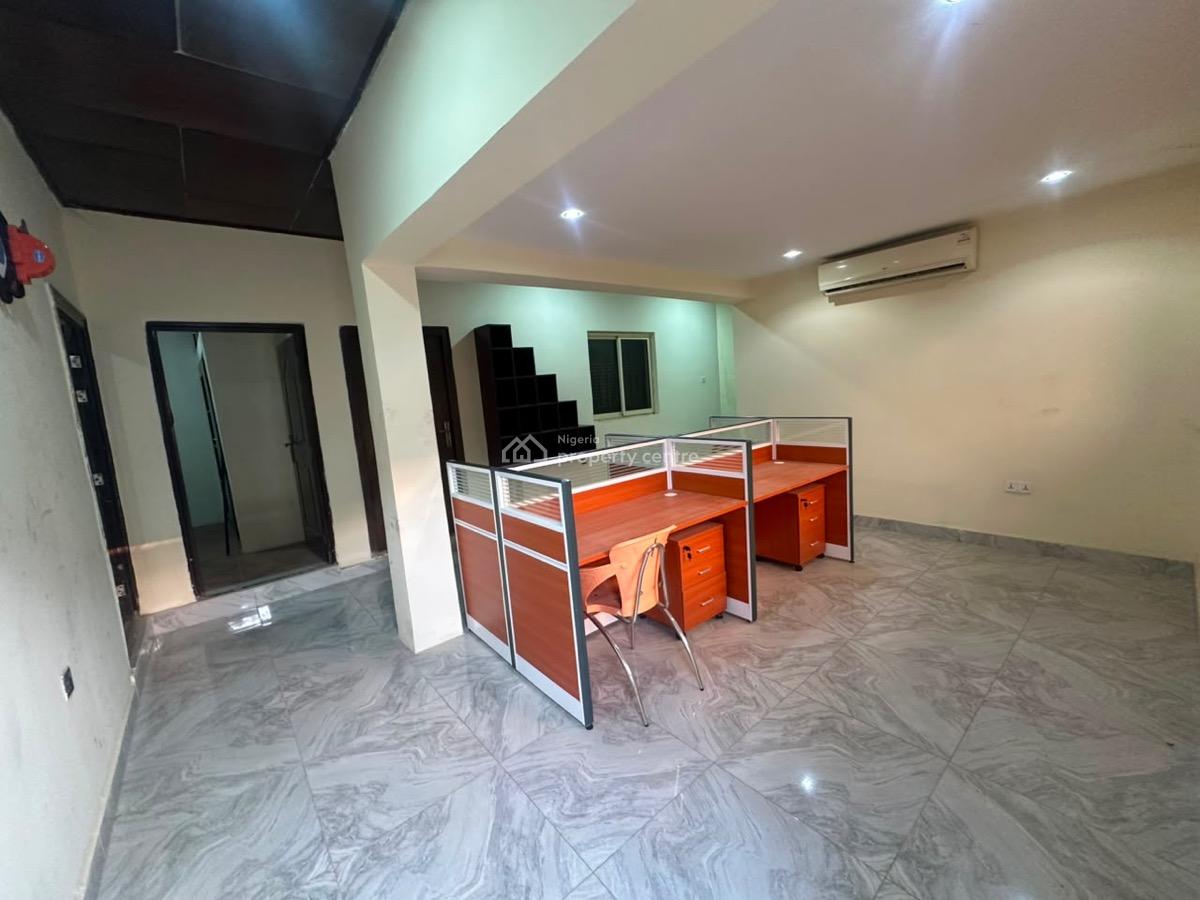 3 Bedrooms Serviced Serviced Guest Chalet, Official Use Only, Wuse 2, Abuja, Terraced Duplex for Rent