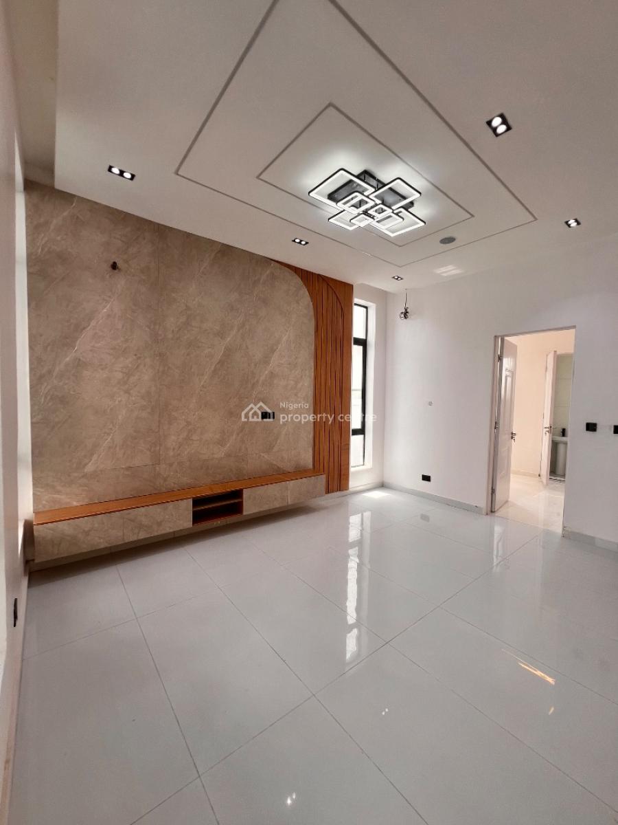 Beautifully Designed Home, Ikota, Lekki, Lagos, Semi-detached Duplex for Sale