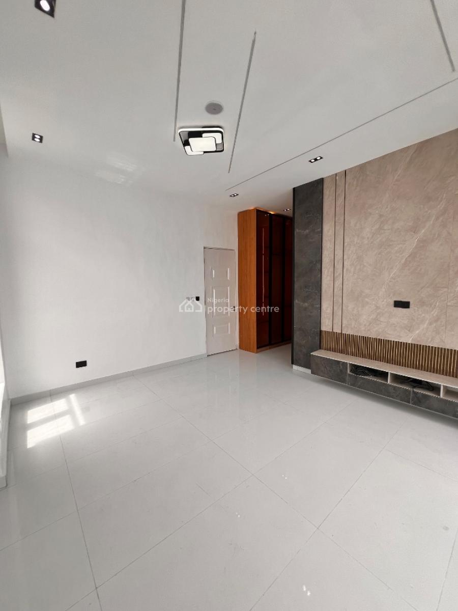 Beautifully Designed Home, Ikota, Lekki, Lagos, Semi-detached Duplex for Sale