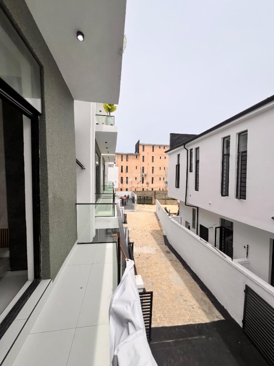 Beautifully Designed Home, Ikota, Lekki, Lagos, Semi-detached Duplex for Sale