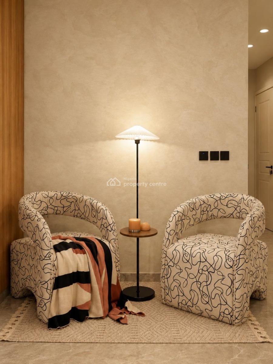 Luxury 3 Bedroons Apartments with Housekeeping and Ps5, Ikoyi, Lagos, Flat / Apartment Short Let