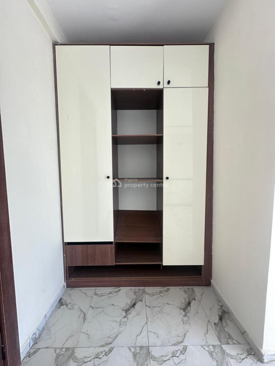 Strategic Investment: 1 Bedroom Apartment, Orchid, Lekki, Lagos, Flat / Apartment for Sale