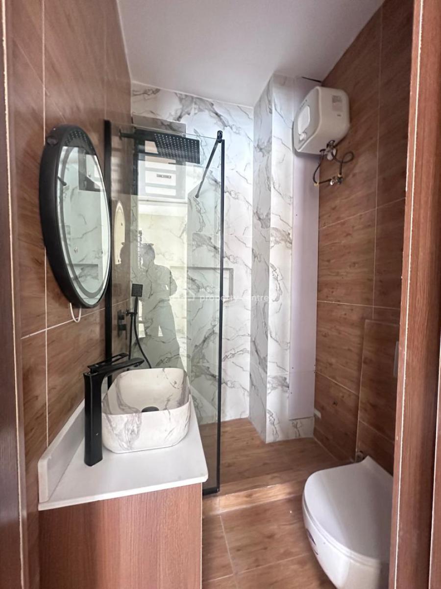 Strategic Investment: 1 Bedroom Apartment, Orchid, Lekki, Lagos, Flat / Apartment for Sale