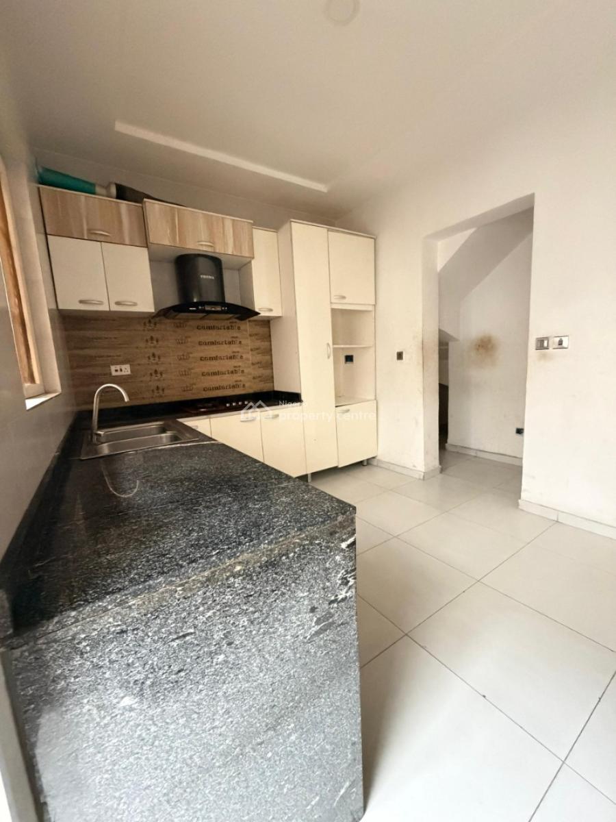 Spacious Studio Apartment in a Shared Apartment with Pool & Gym, Orchid Road Lekki, Lekki, Lagos, Self Contain (single Rooms) for Rent