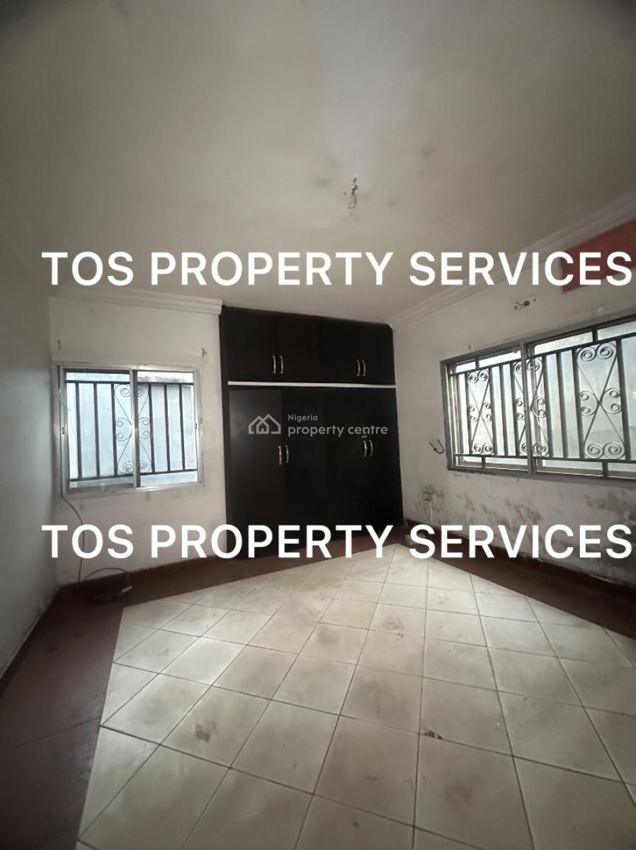 3 Bedroom Flat in an Estate, in an Estate in Yaba, Lagos, Yaba, Lagos, Flat / Apartment for Rent