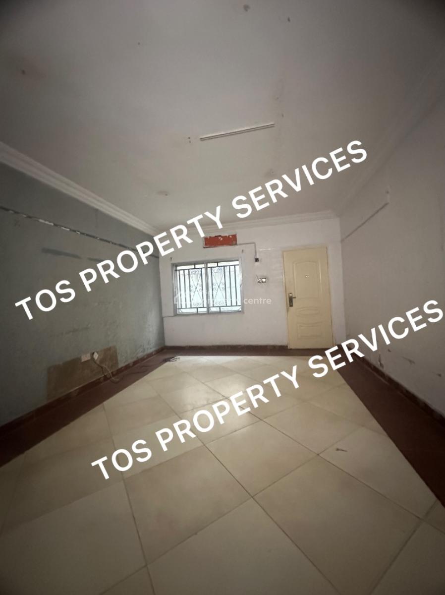 3 Bedroom Flat in an Estate, in an Estate in Yaba, Lagos, Yaba, Lagos, Flat / Apartment for Rent