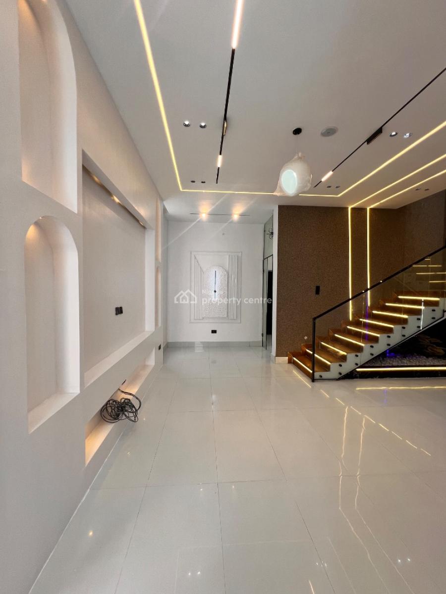 Beautifully Designed Home, Ikota, Lekki, Lagos, Semi-detached Duplex for Sale