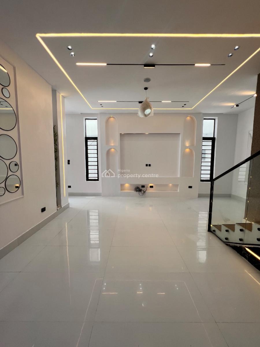 Beautifully Designed Home, Ikota, Lekki, Lagos, Semi-detached Duplex for Sale