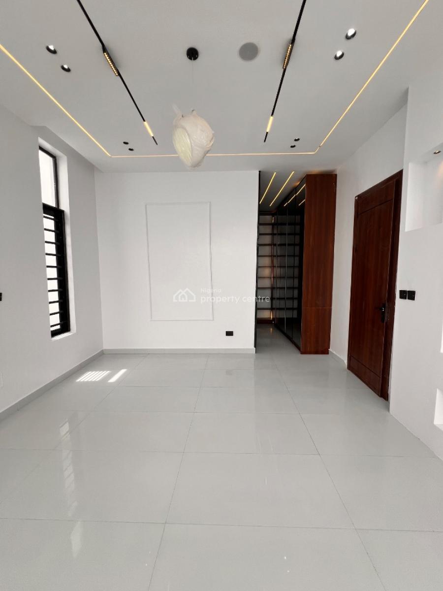 Beautifully Designed Home, Ikota, Lekki, Lagos, Semi-detached Duplex for Sale