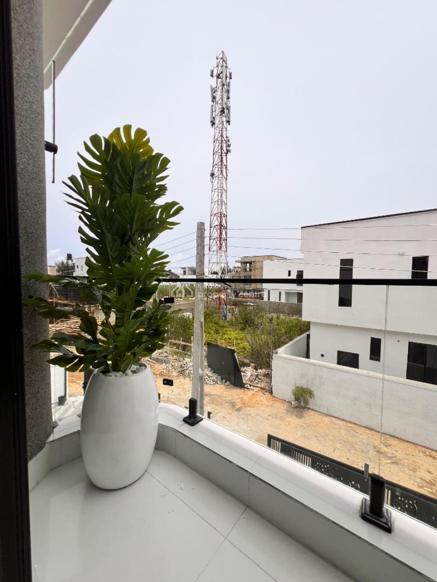 Beautifully Designed Home, Ikota, Lekki, Lagos, Semi-detached Duplex for Sale