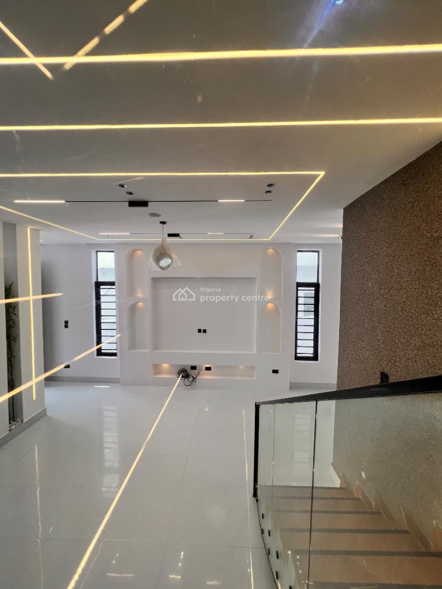 Beautifully Designed Home, Ikota, Lekki, Lagos, Semi-detached Duplex for Sale