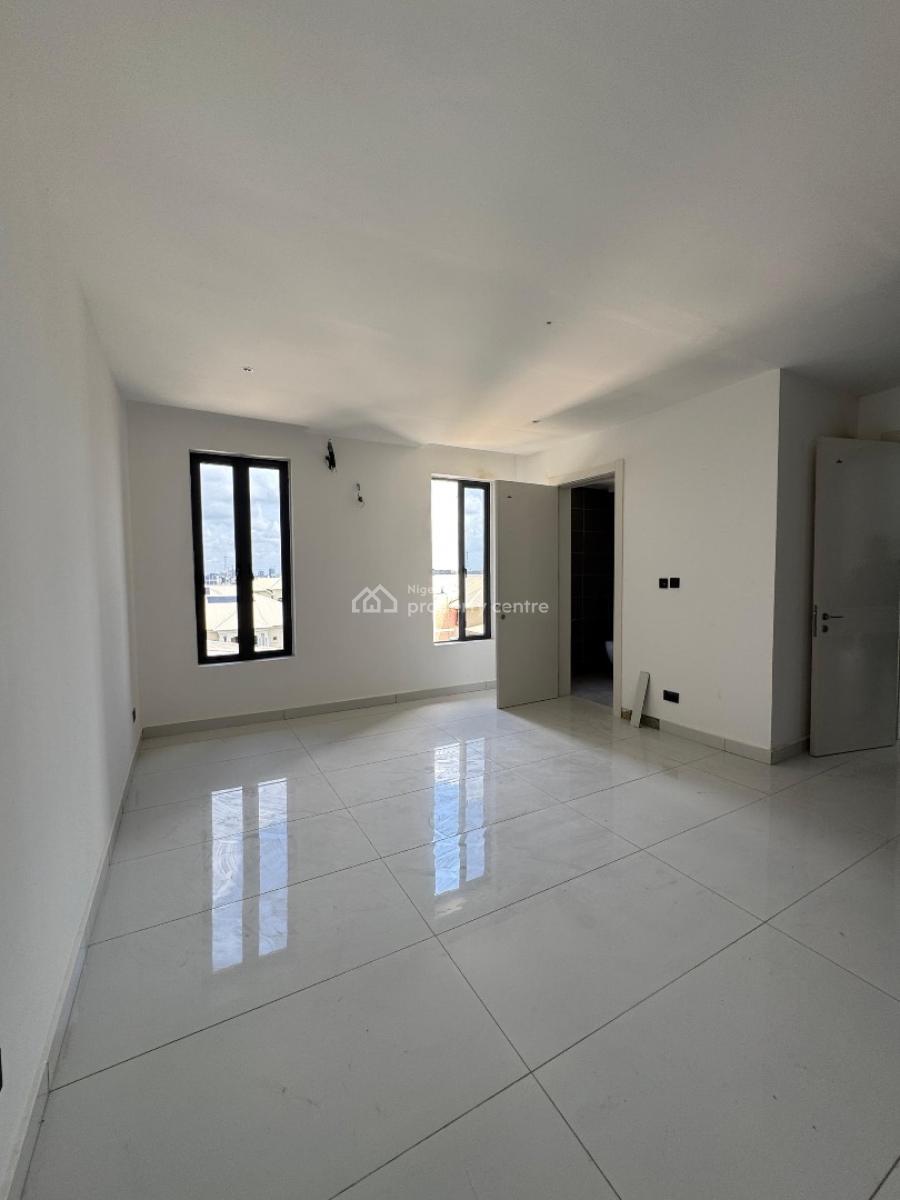 Super Modern Built in Serene Environment, Lekki Phase 1, Lekki, Lagos, Flat / Apartment for Sale