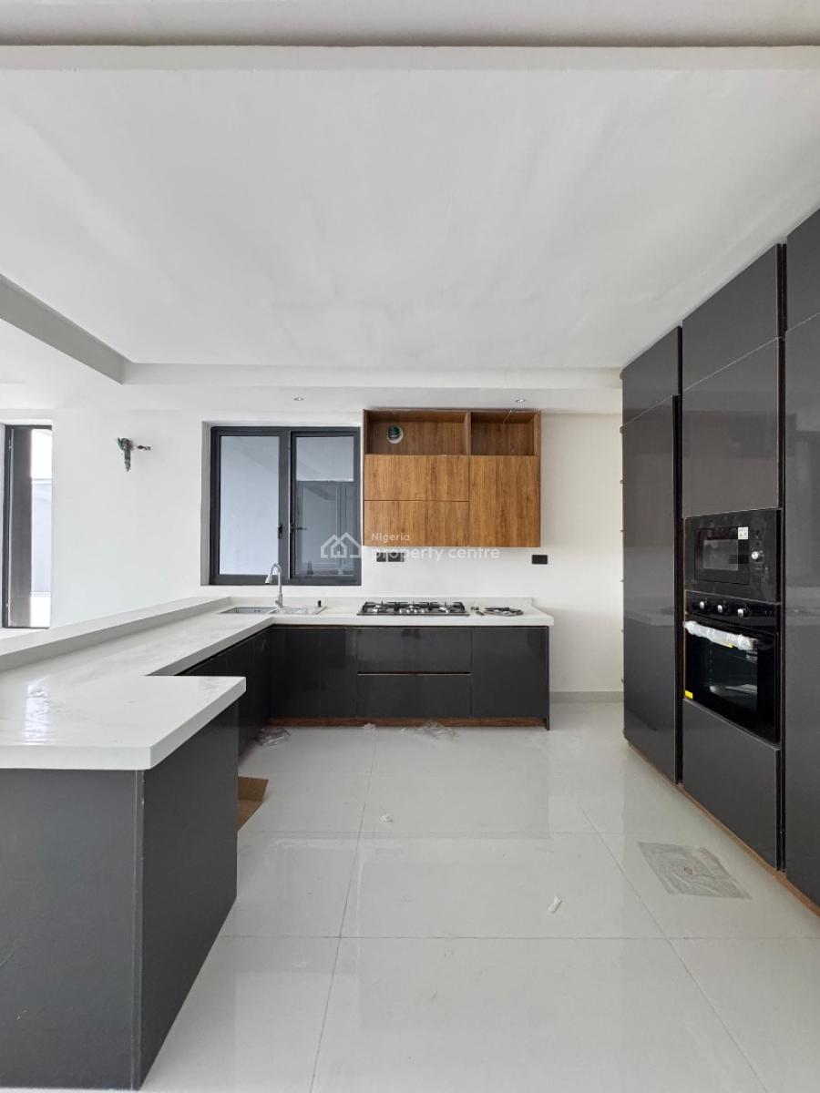 Super Modern Built in Serene Environment, Lekki Phase 1, Lekki, Lagos, Flat / Apartment for Sale