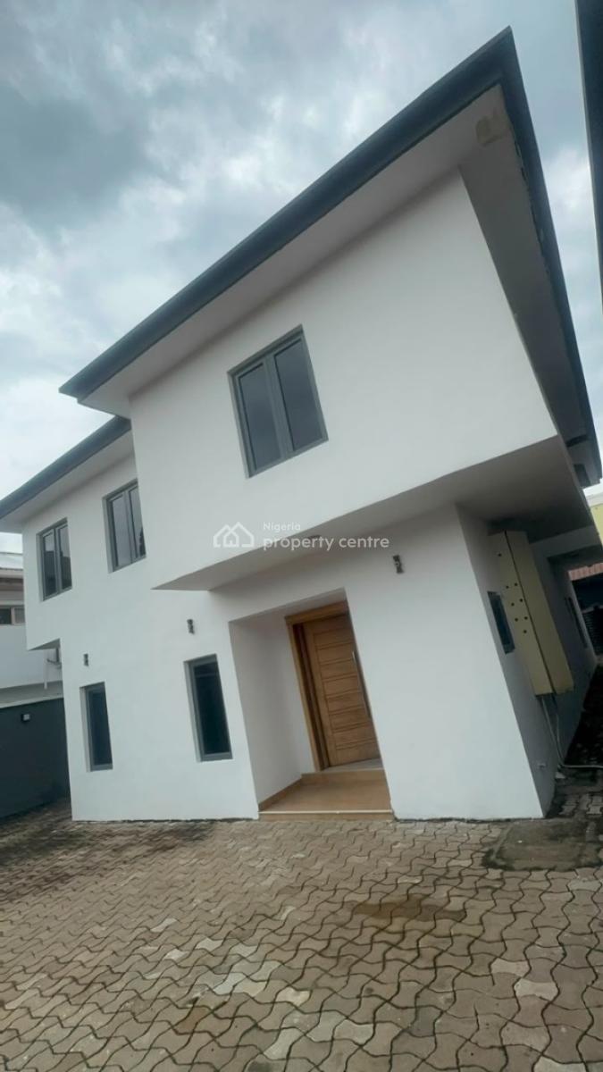 Fully Detached 5-bedroom Duplex with Bq, Lekki Phase 1, Lekki, Lagos, Office Space for Rent