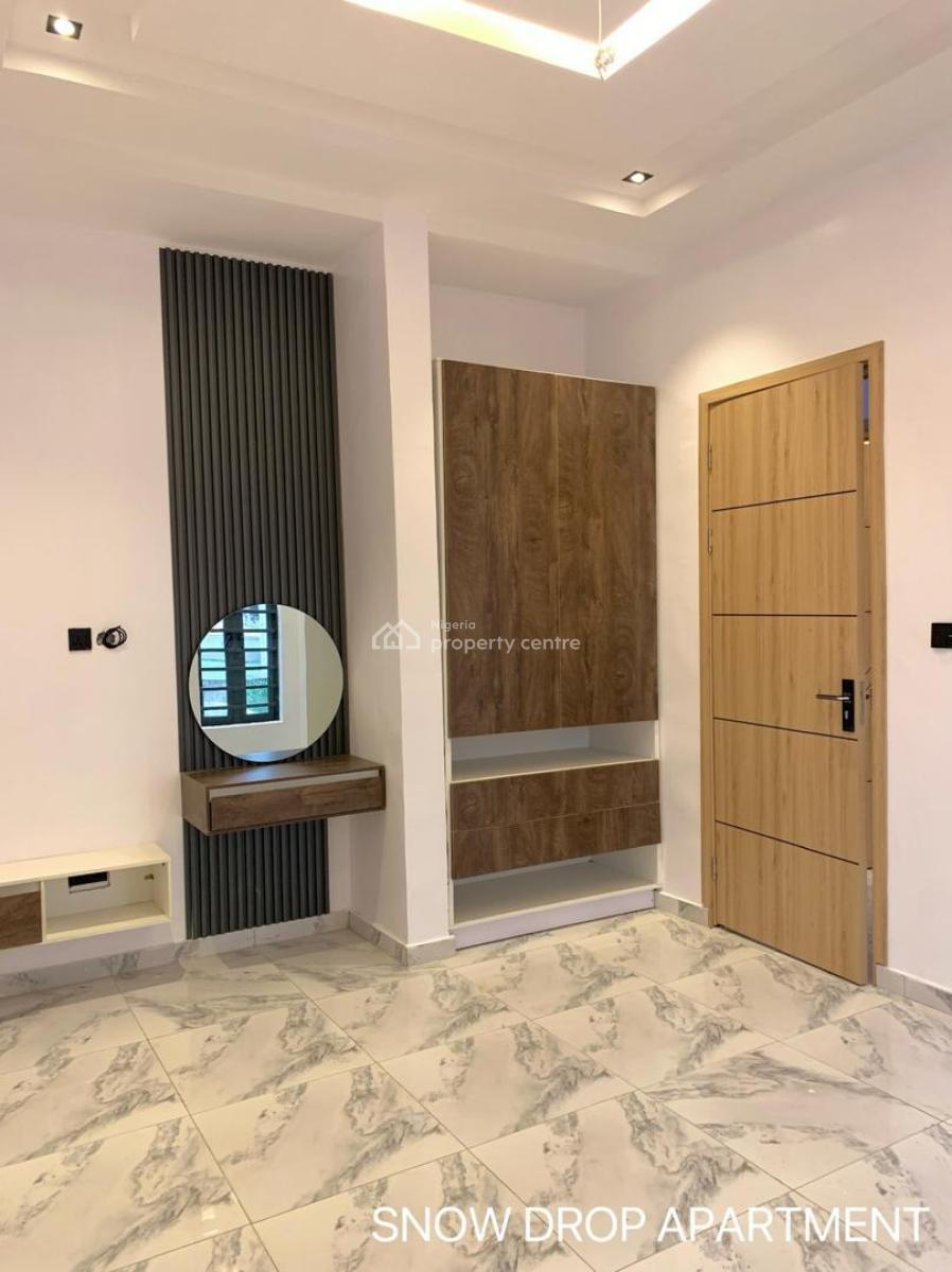 2 Bedroom Serviced Apartment, Illasan Road, Lekki, Lagos, Flat / Apartment for Rent