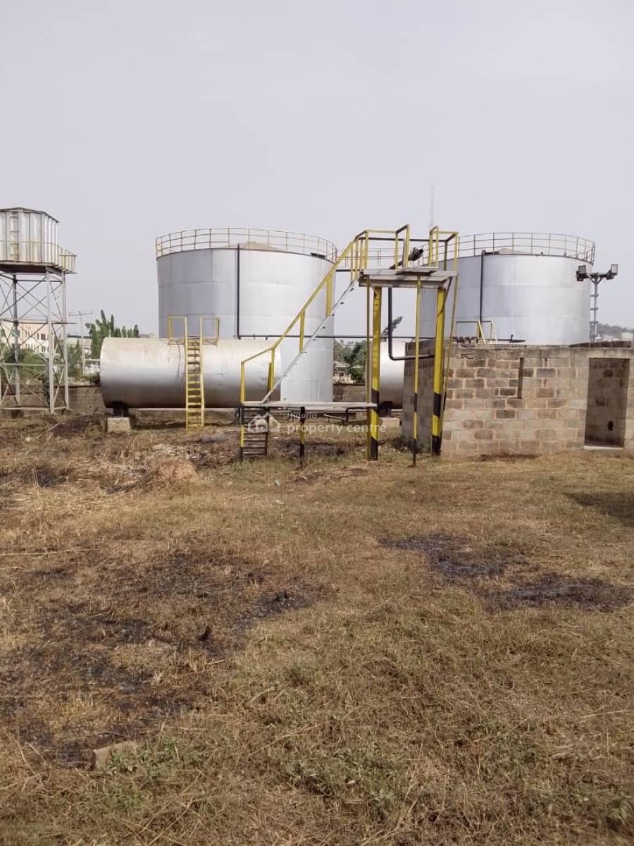 Excellent Facilities, Ijebu Ode Road, Ibadan, Oyo, Factory for Sale