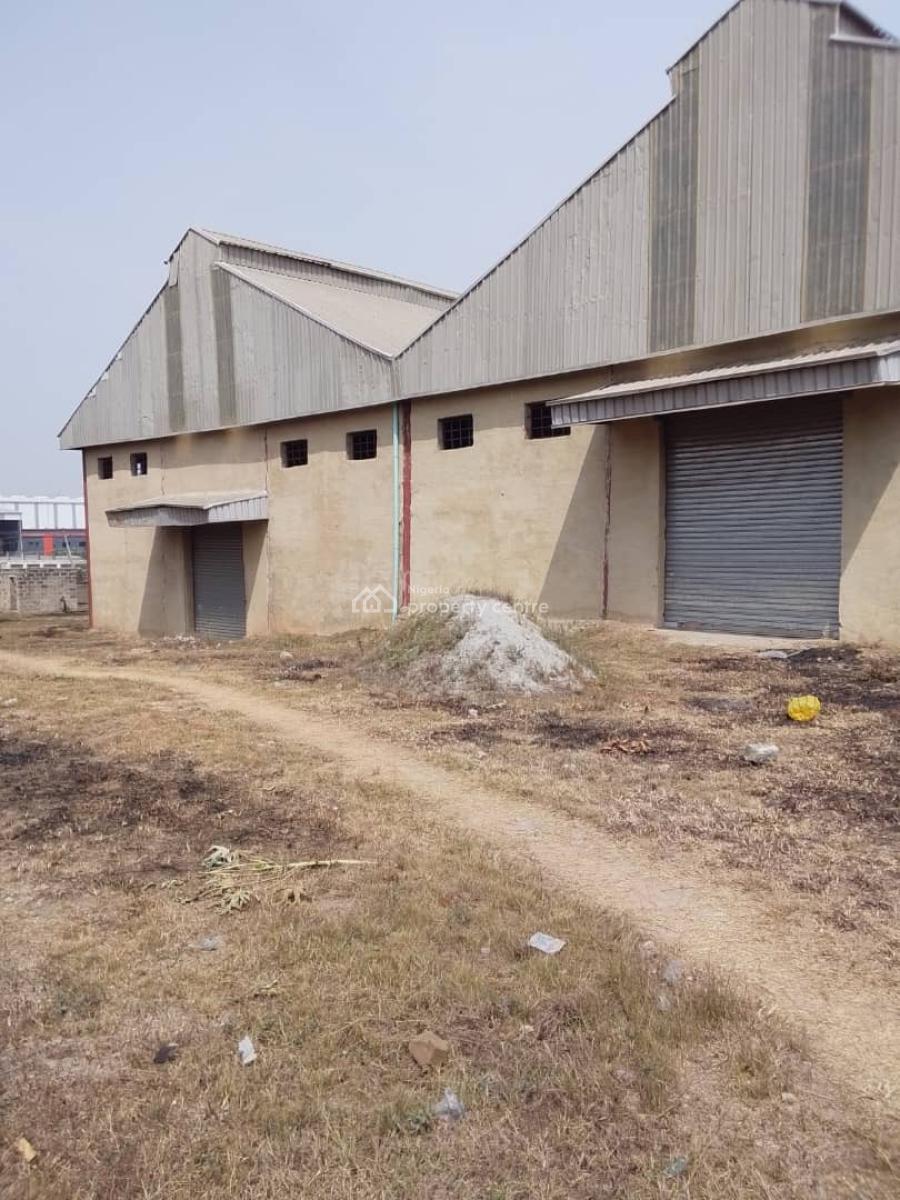 Excellent Facilities, Ijebu Ode Road, Ibadan, Oyo, Factory for Sale