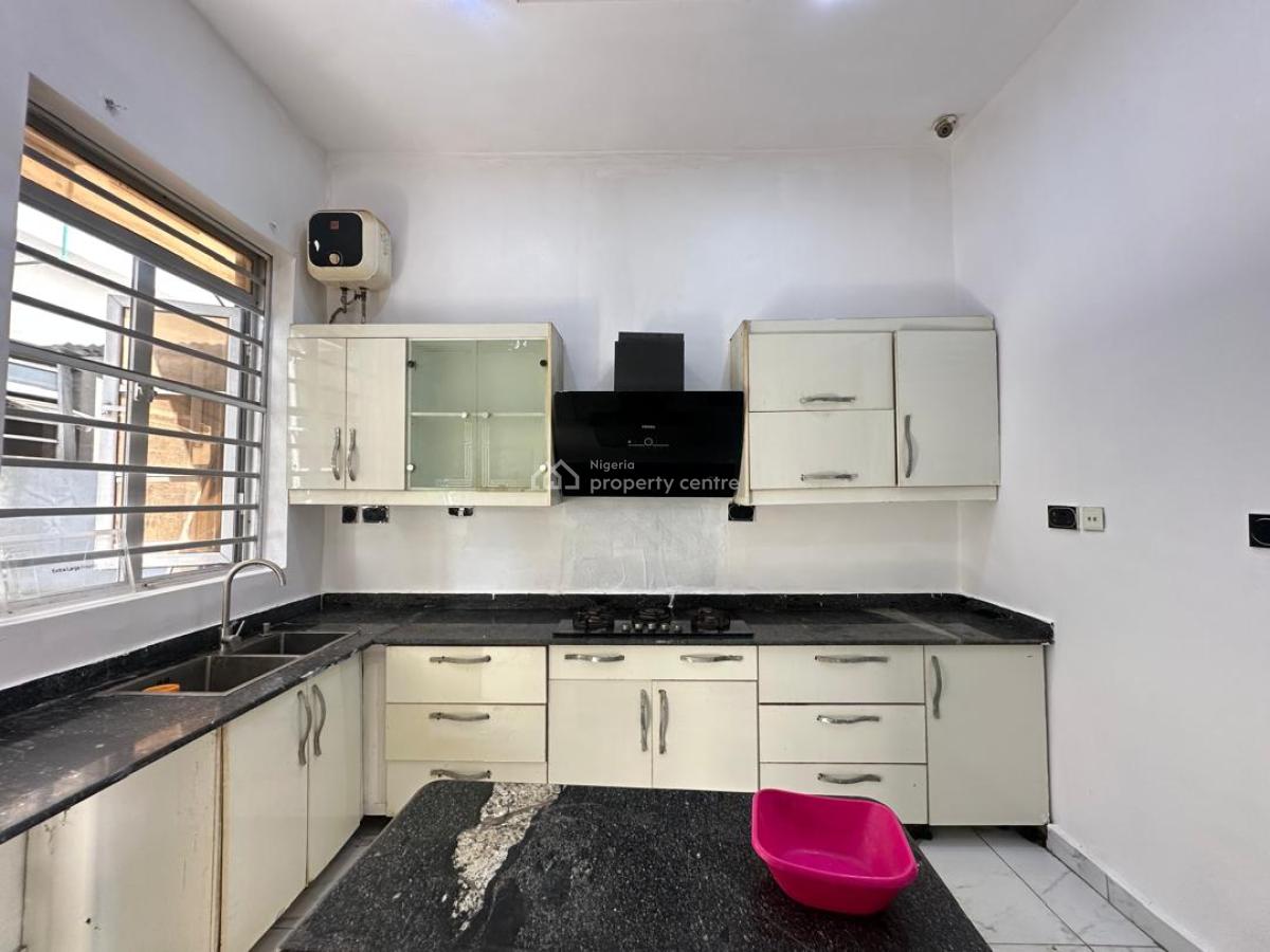 Spacious 4 Bedroom Semi-detached Duple with a Bq & Gate, Chevron, Lekki, Lagos, Semi-detached Duplex for Rent